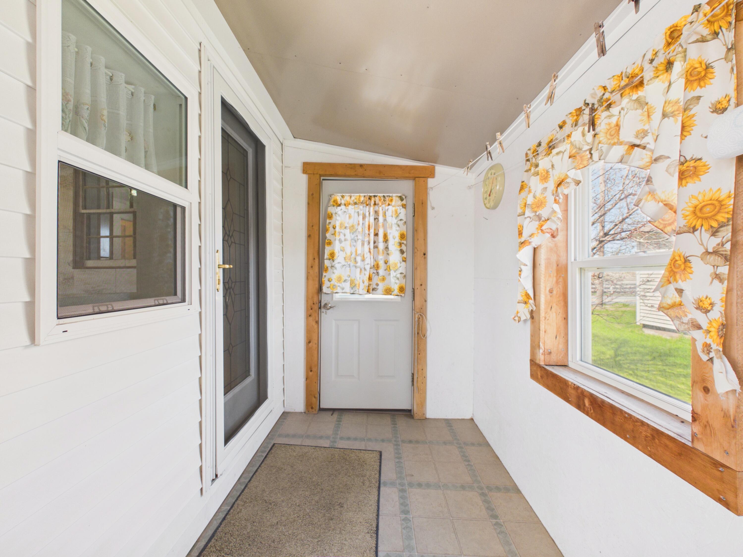 12 Patten Street Property Photo 10