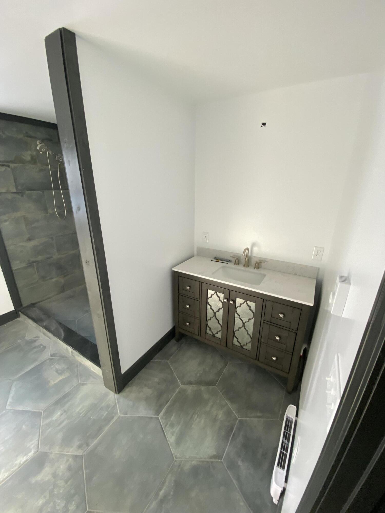 149 Summer Street Property Photo 34