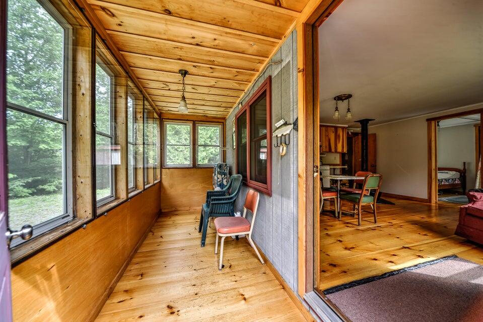 455 Mayfield Road Property Photo 10
