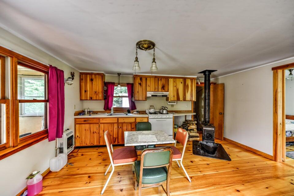 455 Mayfield Road Property Photo 12