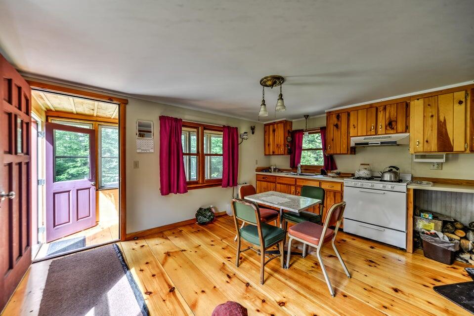 455 Mayfield Road Property Photo 13