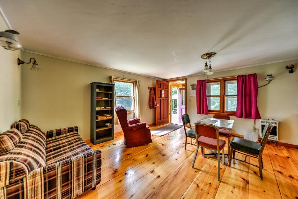 455 Mayfield Road Property Photo 15