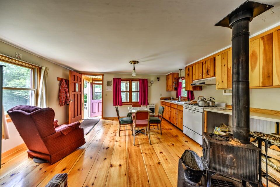 455 Mayfield Road Property Photo 16