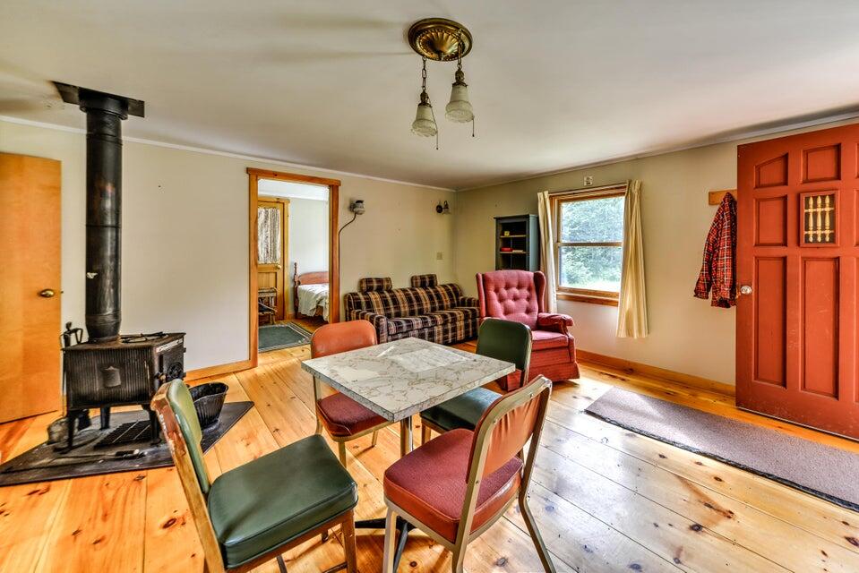 455 Mayfield Road Property Photo 17