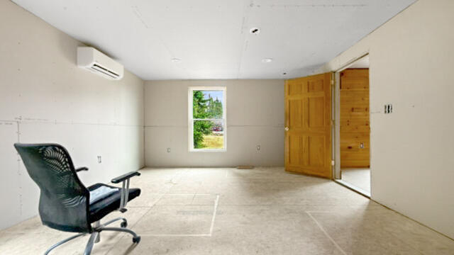 2194 Van Buren Road Property Photo 17