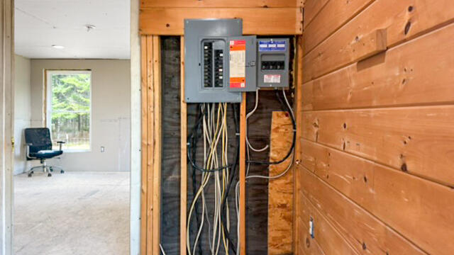 2194 Van Buren Road Property Photo 27