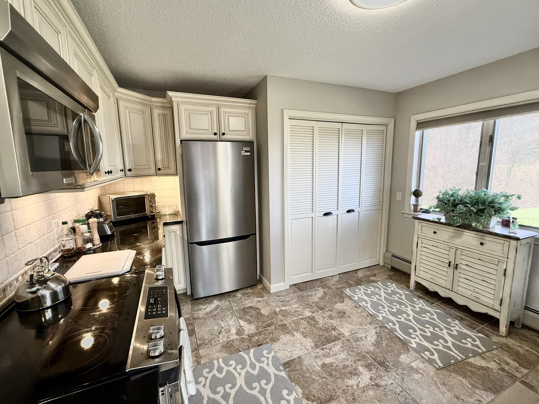 24 Fort Point Cove Road Property Photo 33