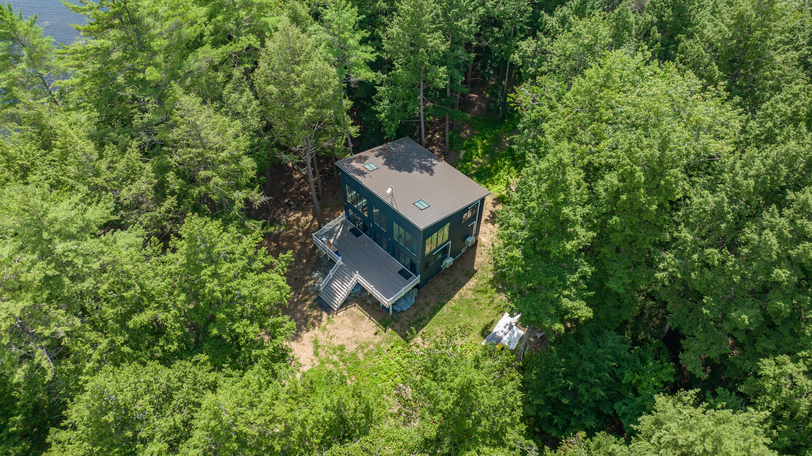 5 Zakelo Island Road Property Photo 2
