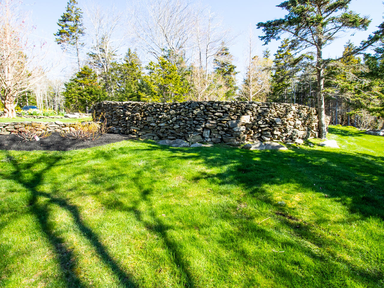 28 Yellow Head Road Property Photo 18