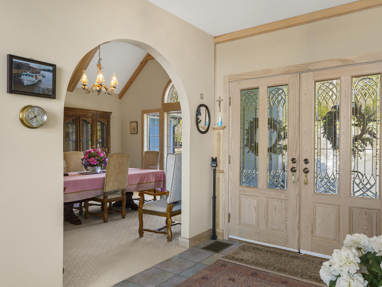 28 Yellow Head Road Property Photo 23
