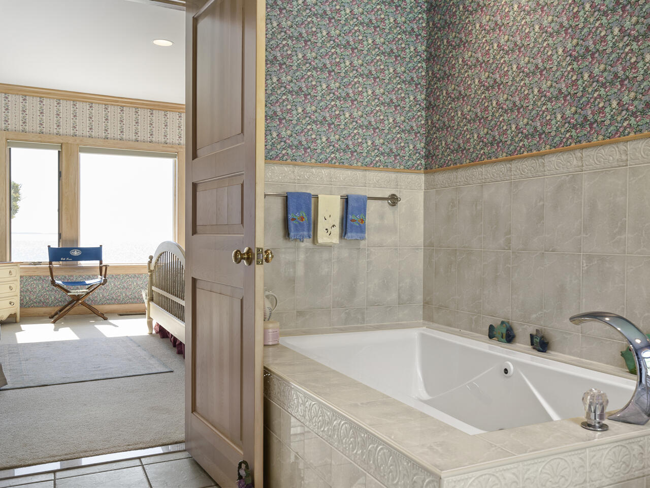 28 Yellow Head Road Property Photo 39
