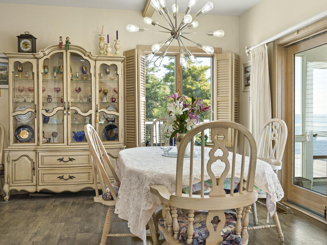 28 Yellow Head Road Property Photo 50