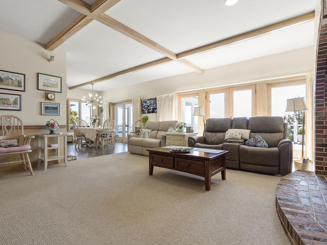 28 Yellow Head Road Property Photo 61