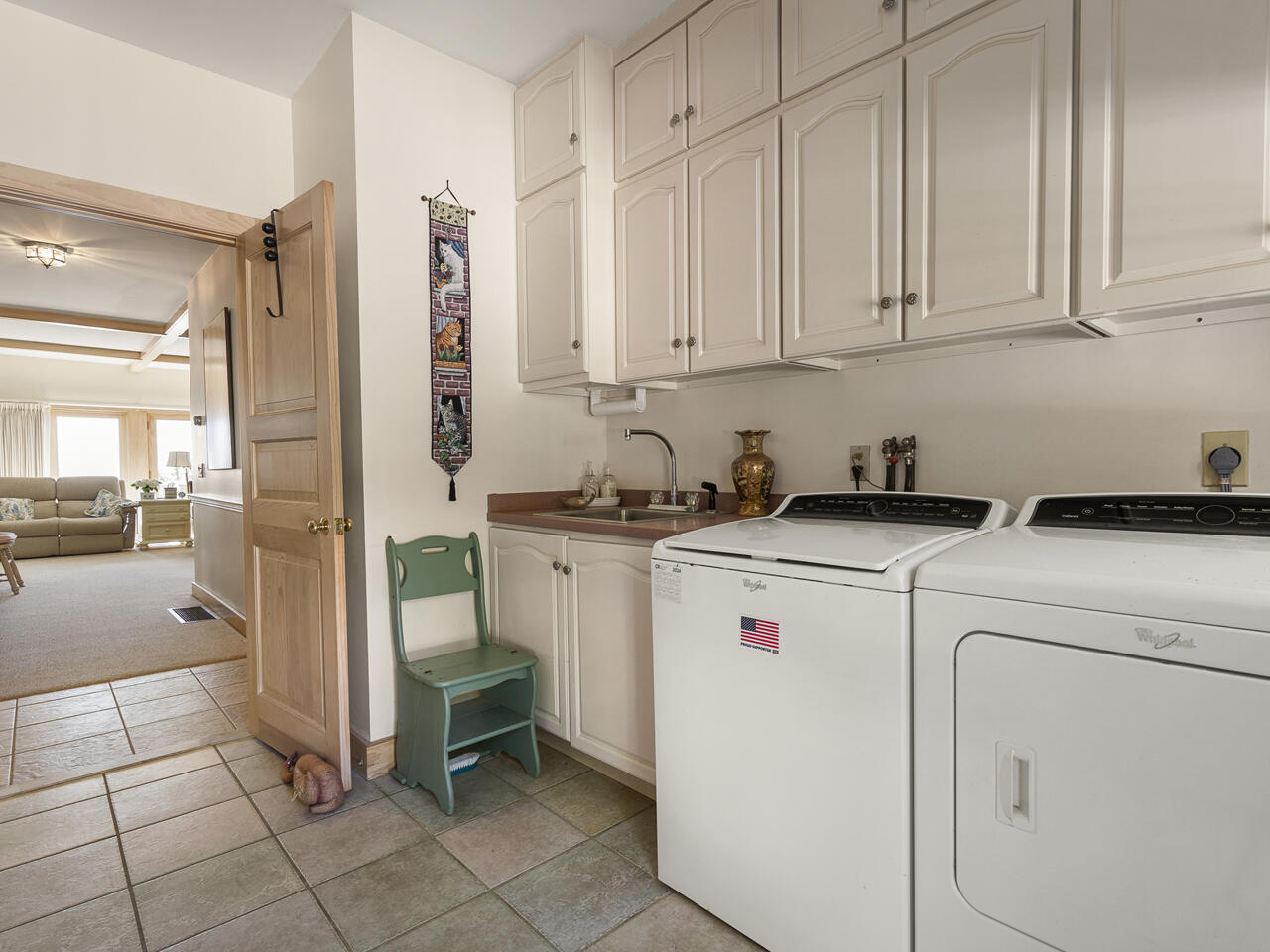 28 Yellow Head Road Property Photo 68