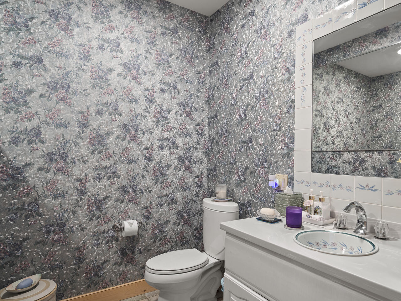 28 Yellow Head Road Property Photo 70