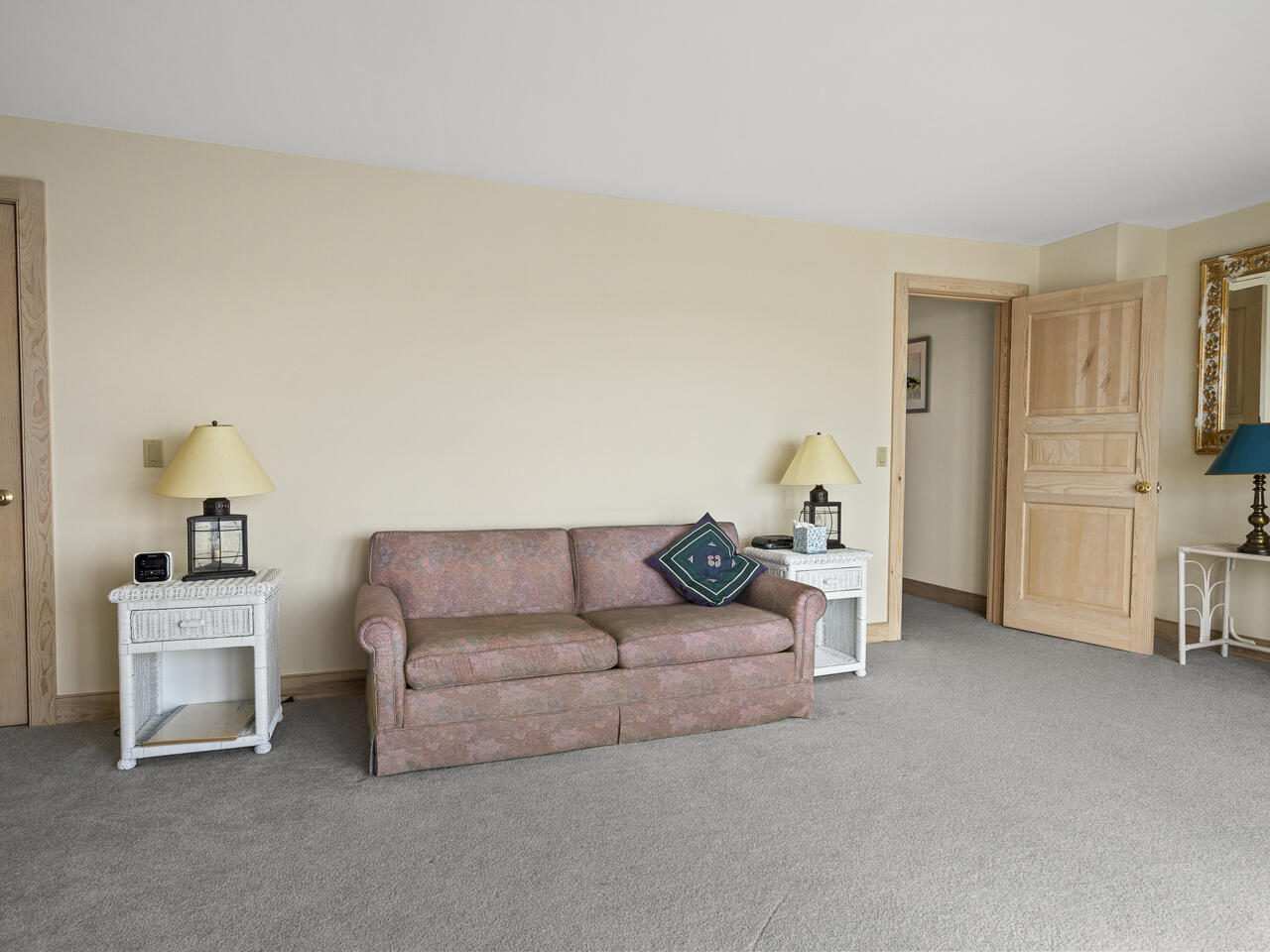 28 Yellow Head Road Property Photo 104
