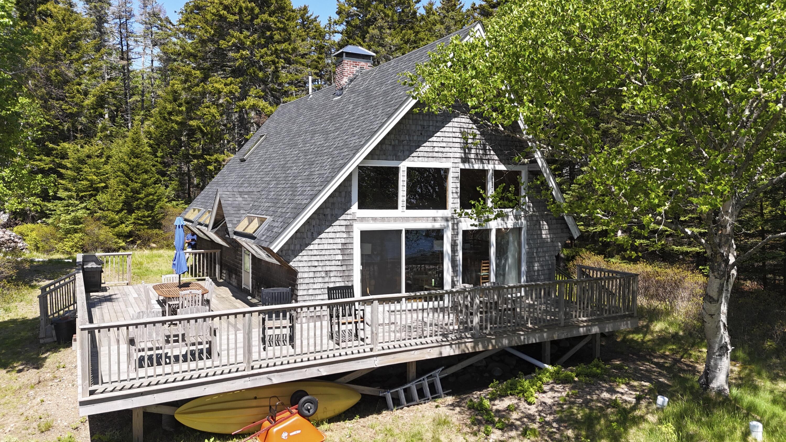180 Red Point Road Property Photo 2