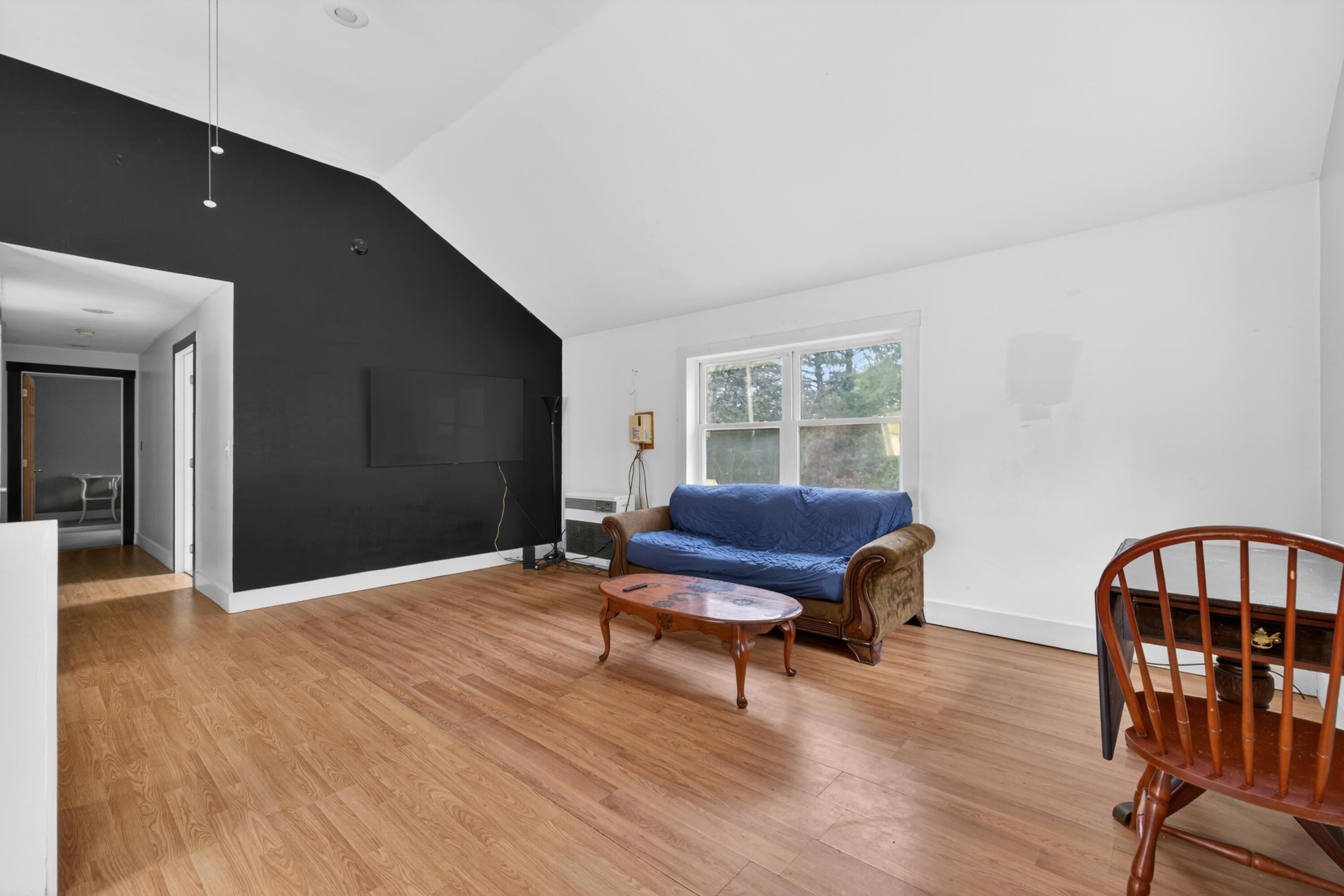 13 Carey Lane Property Photo 6