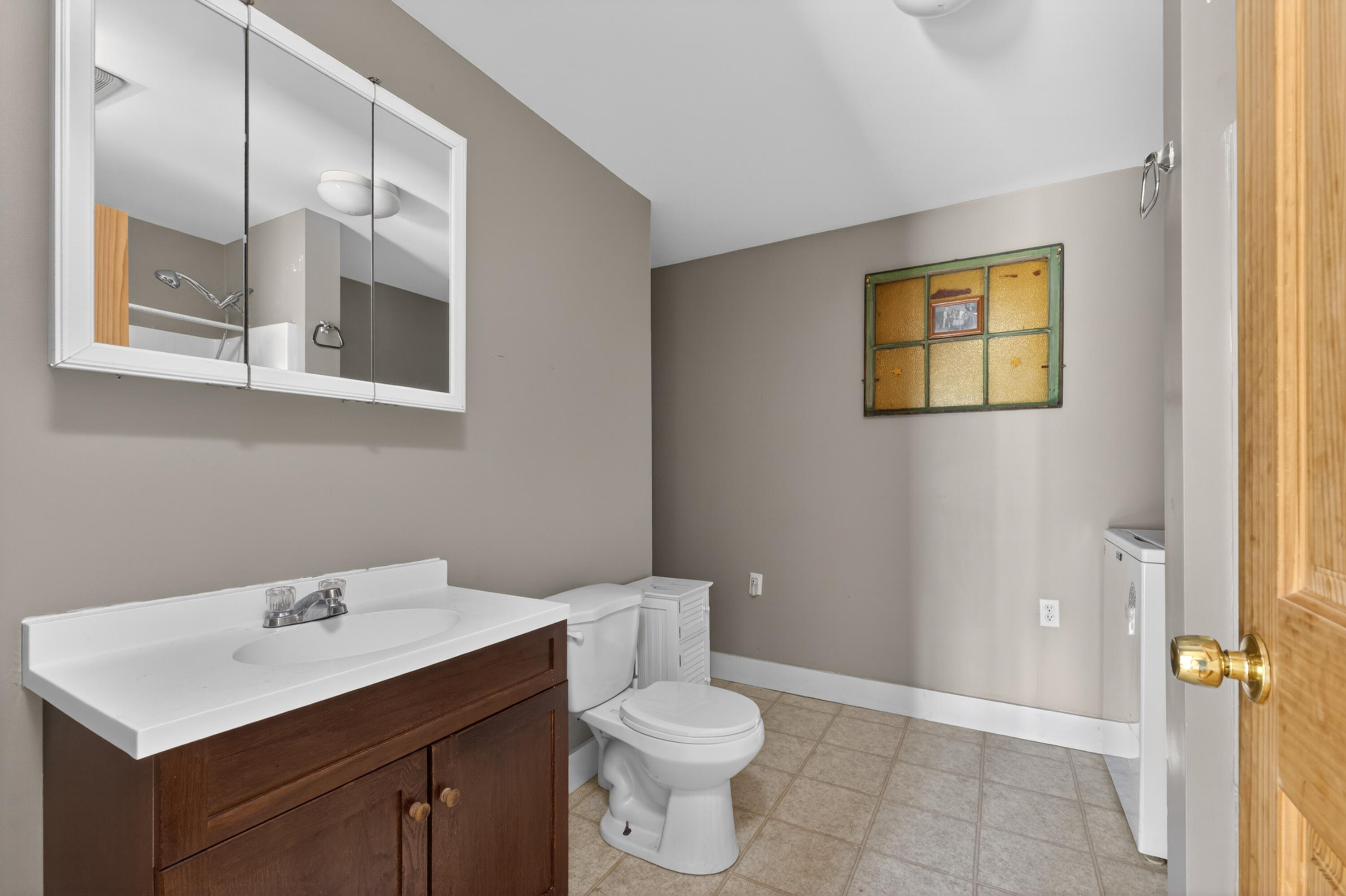 13 Carey Lane Property Photo 17
