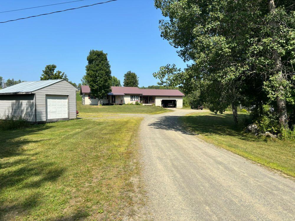 18 Hill Top Drive Property Photo 2