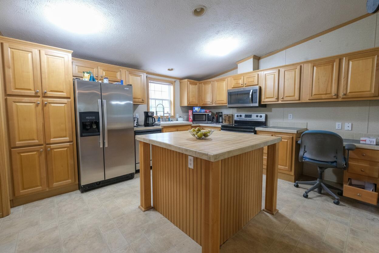 16 Plains Road Property Photo 16