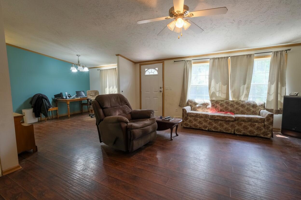 16 Plains Road Property Photo 20