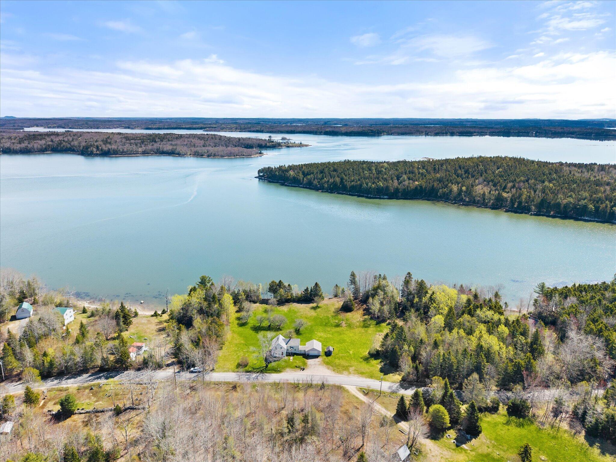 372 Rays Point Road Property Photo 9