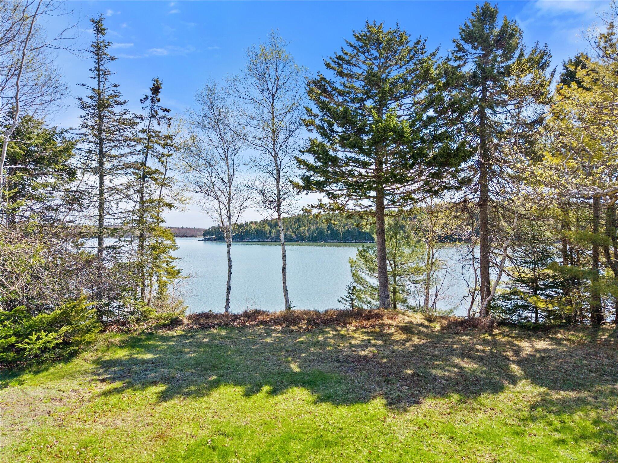 372 Rays Point Road Property Photo 17