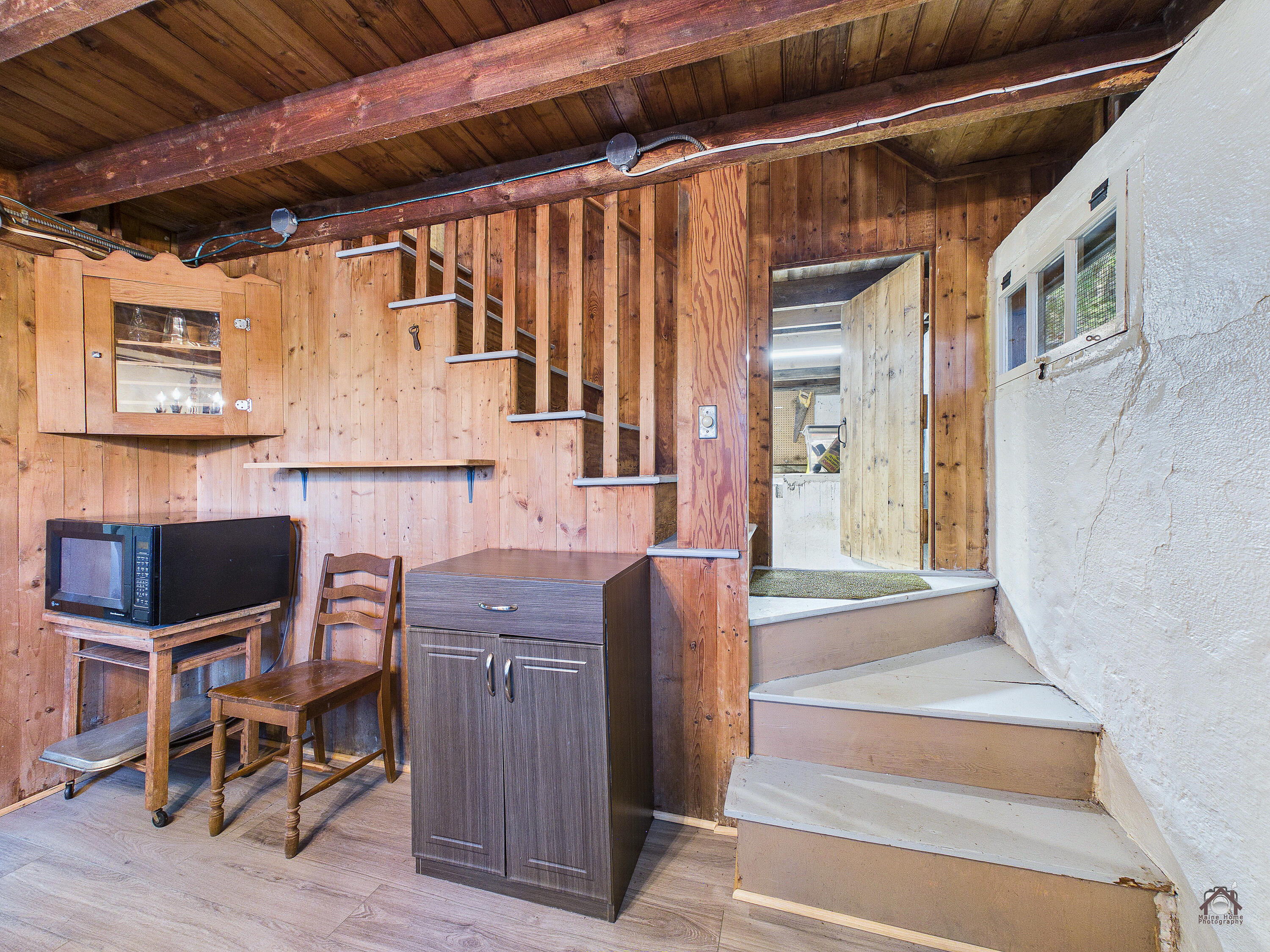 587 Scenic Drive E Property Photo 17