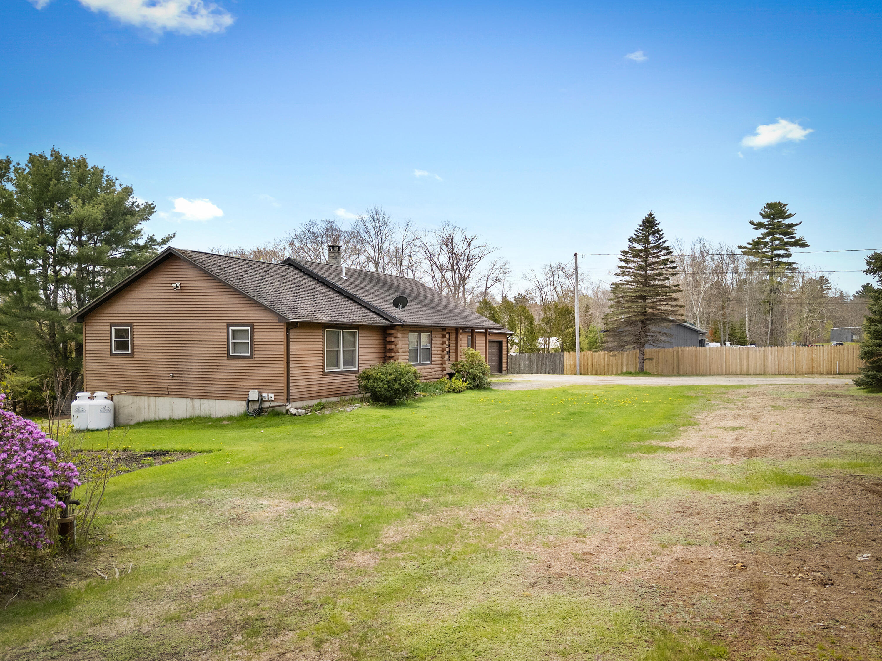 2959 Camden Road Property Photo 12