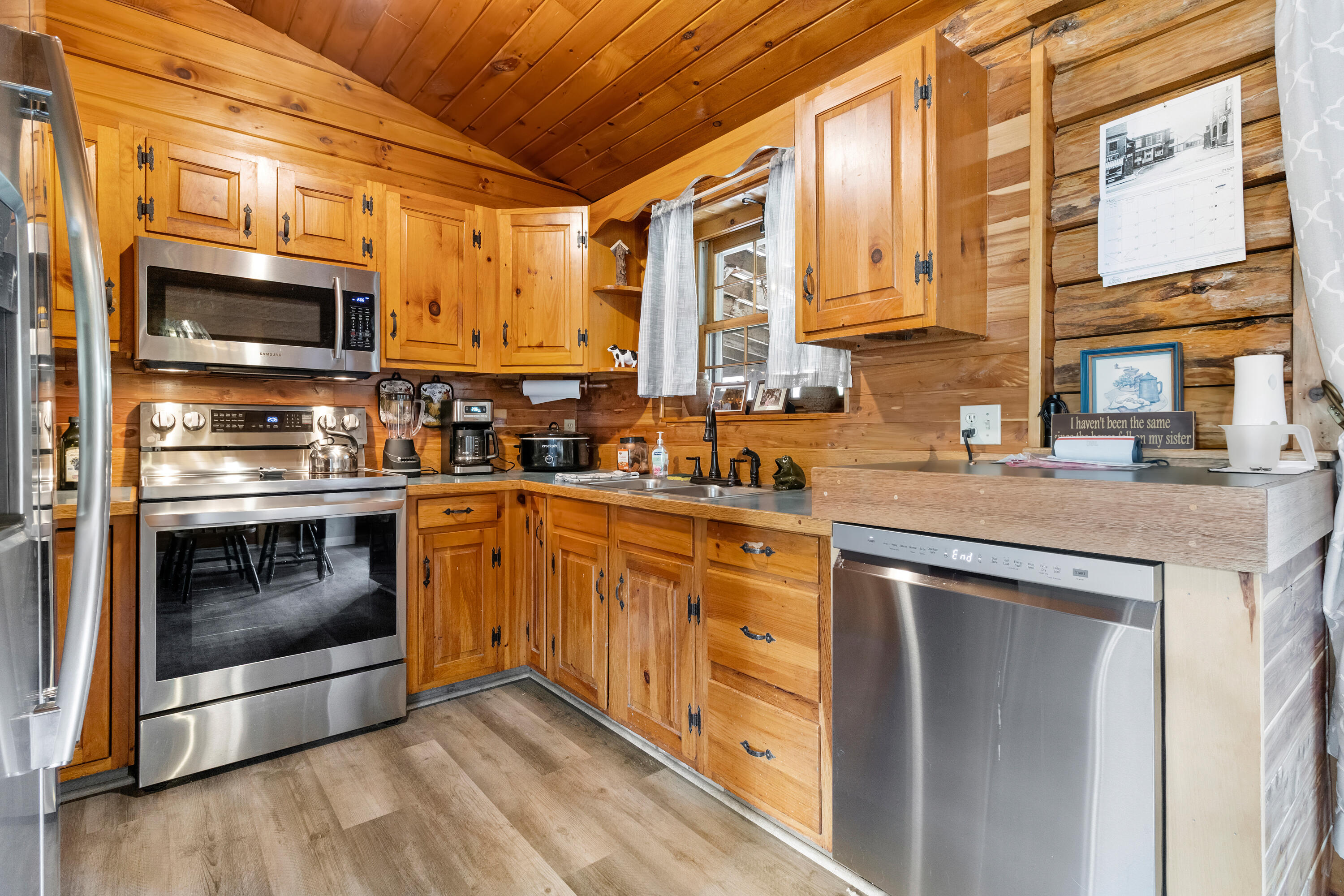 2959 Camden Road Property Photo 40