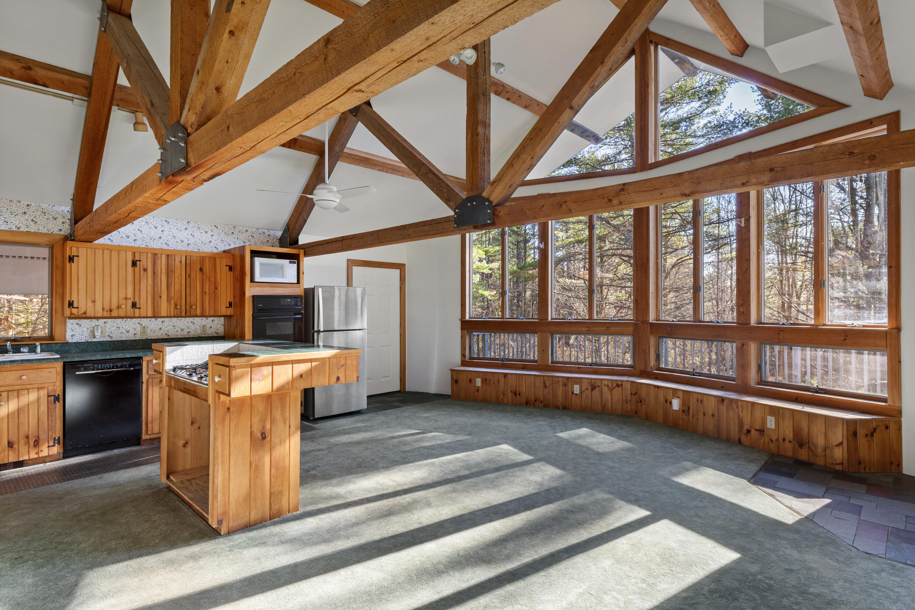138 Cross Point Road Property Photo 3