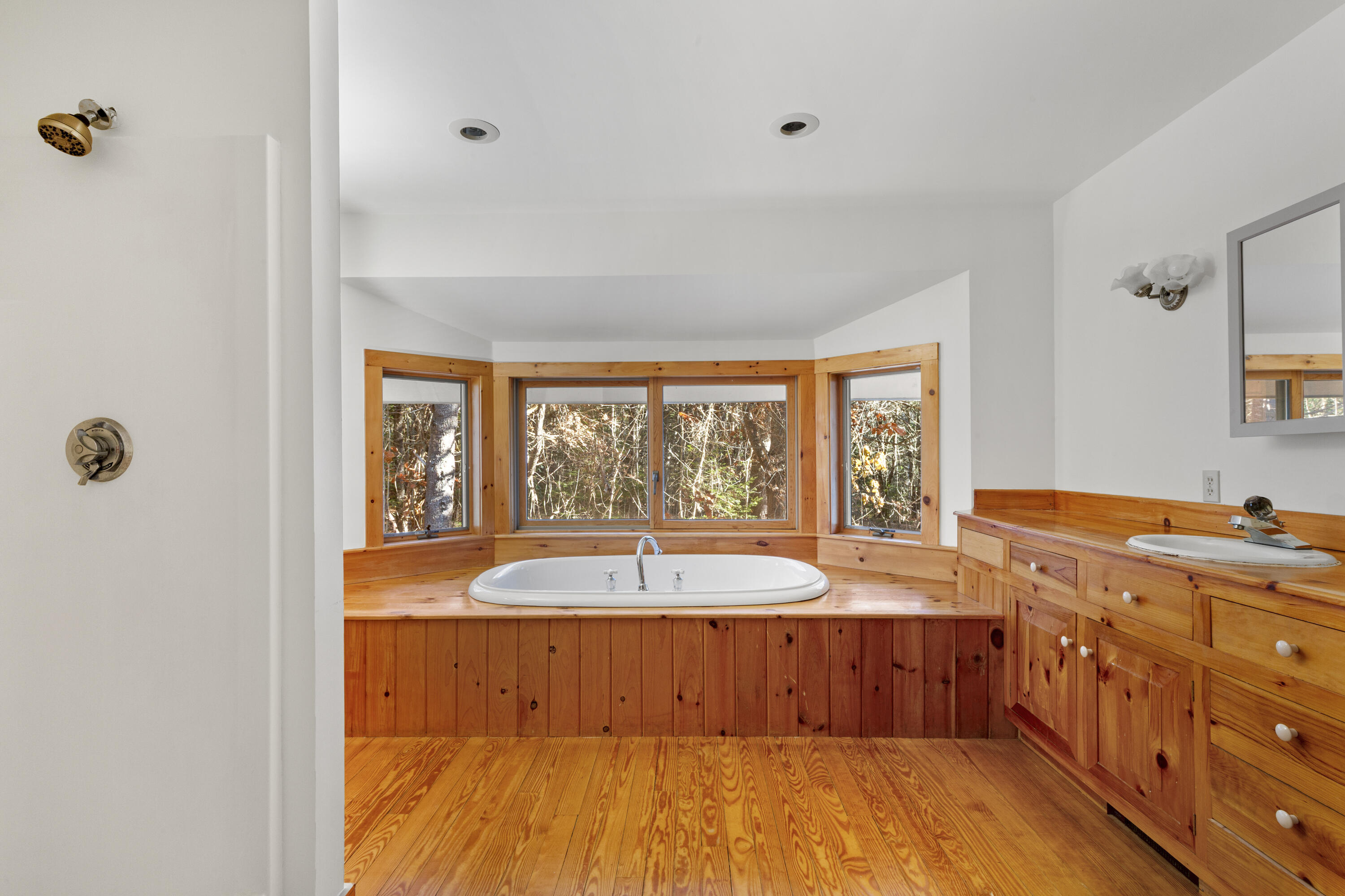 138 Cross Point Road Property Photo 5