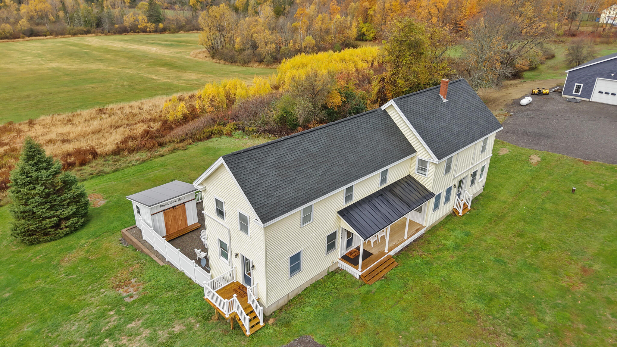302 Canaan Road Property Photo 4