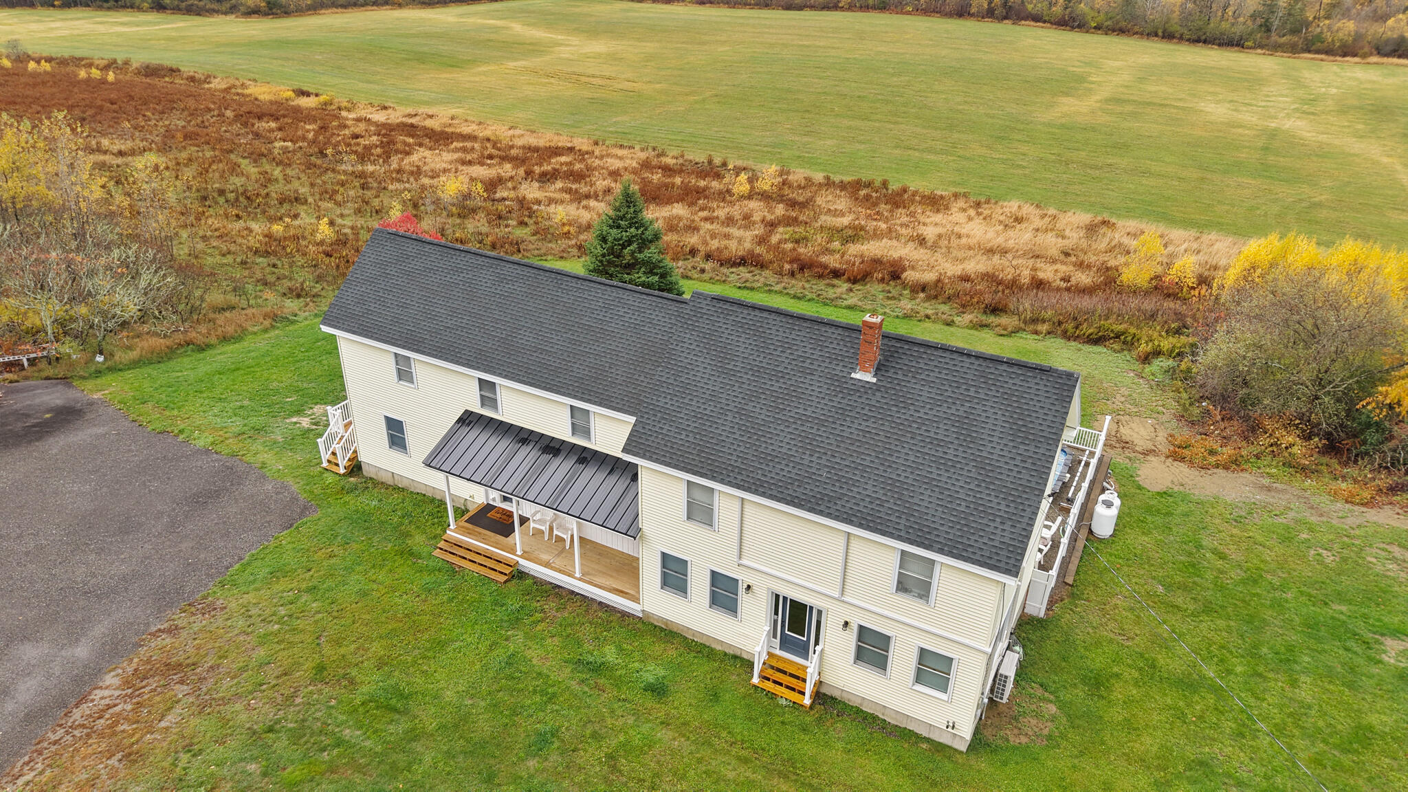 302 Canaan Road Property Photo 5