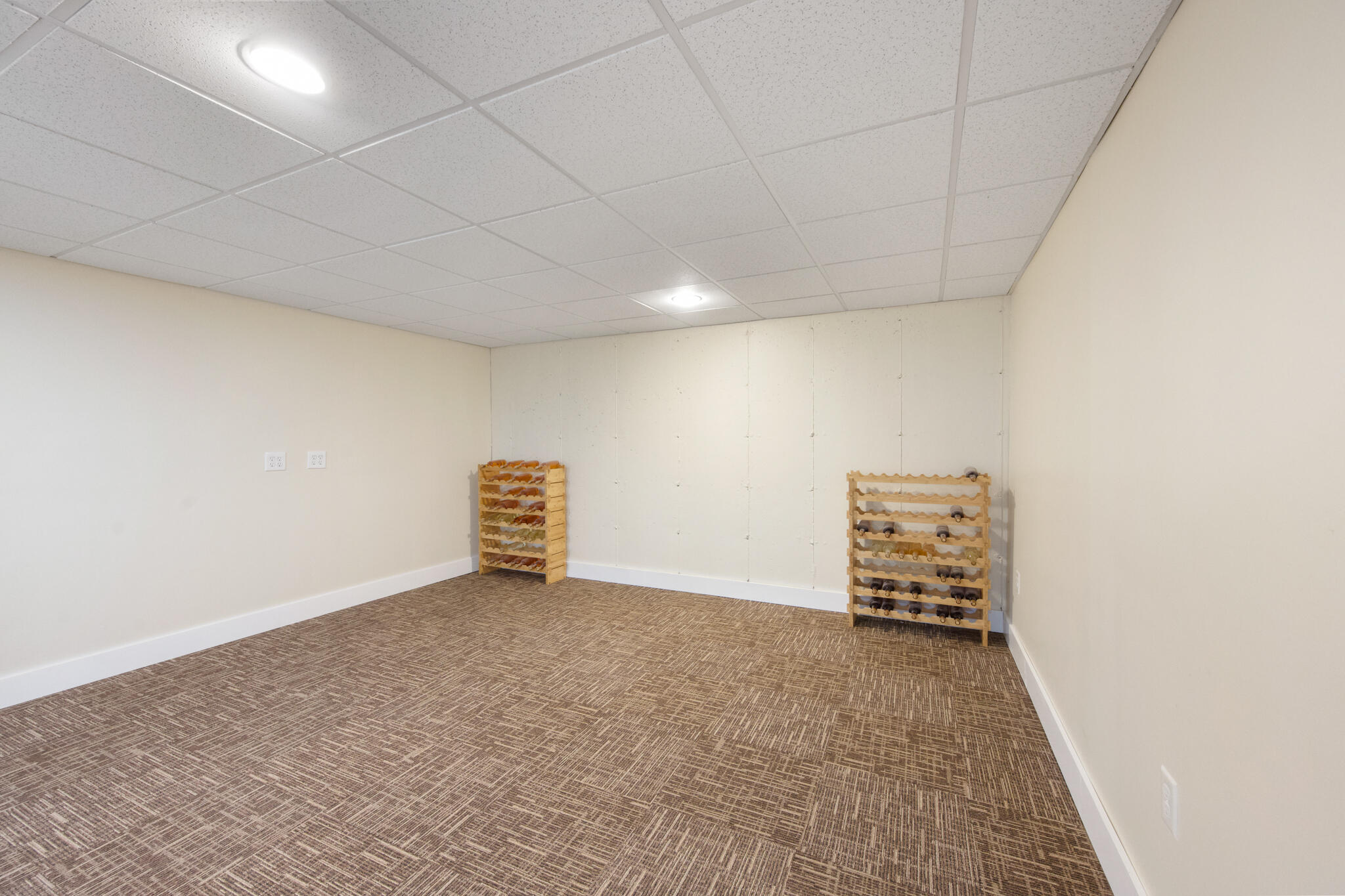 302 Canaan Road Property Photo 28