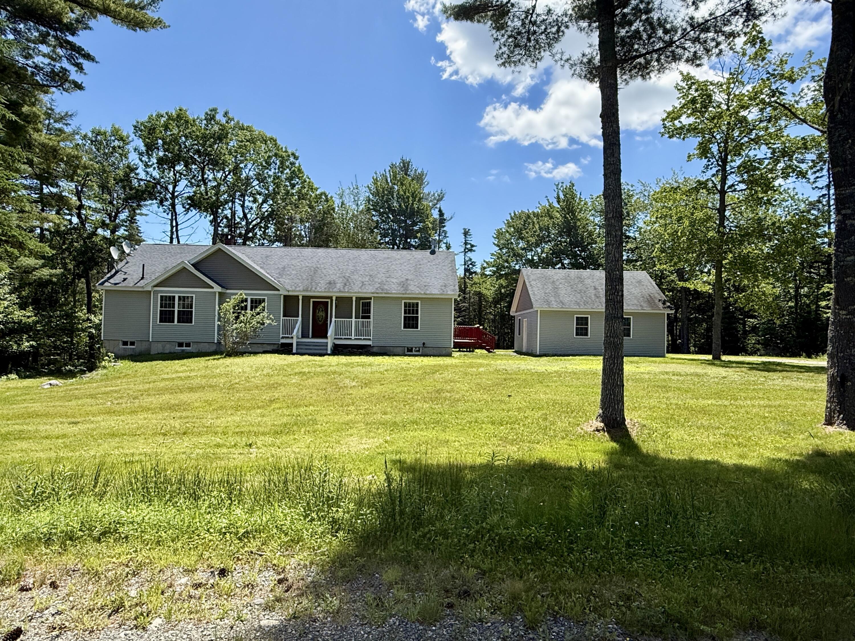25 Kennel Brook Drive Property Photo 3
