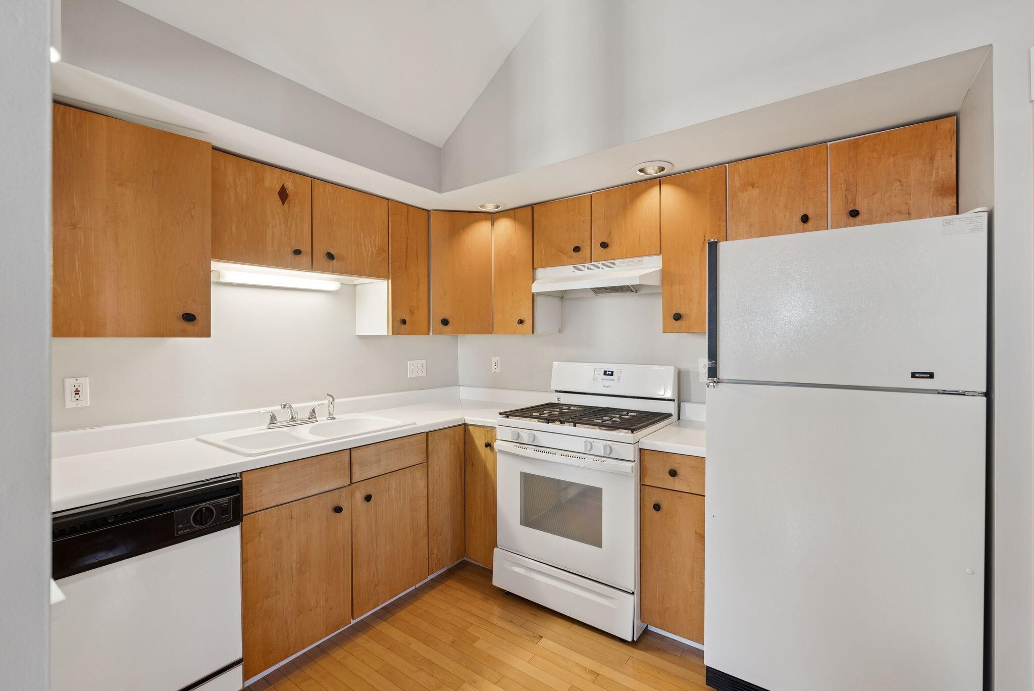11 Parris Street 3 Property Photo 10
