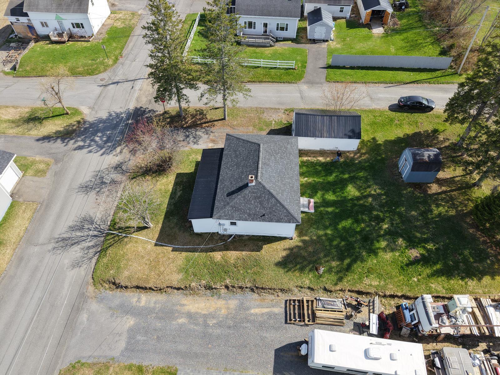 23 Pleasant Street Property Photo 4