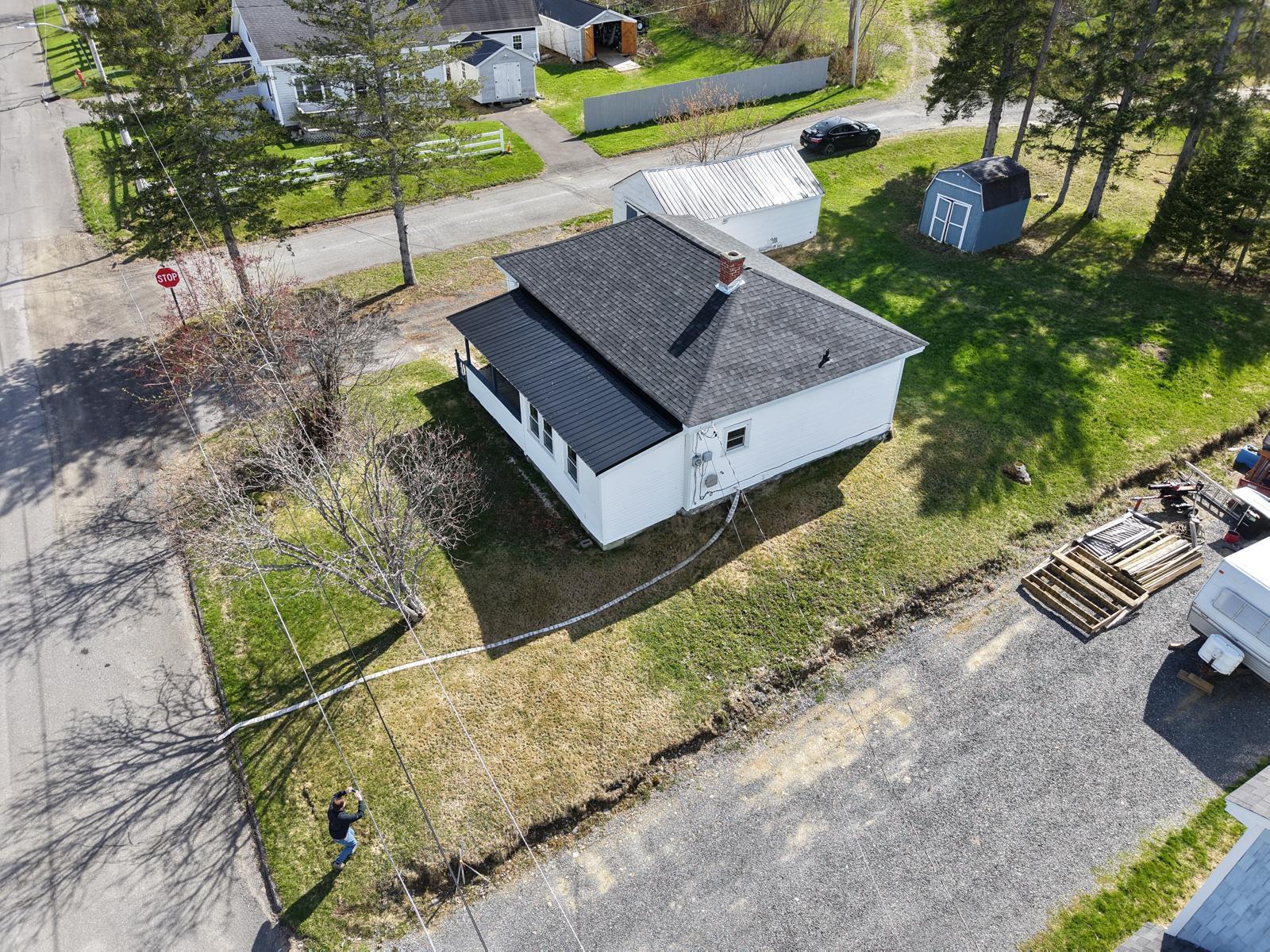 23 Pleasant Street Property Photo 6