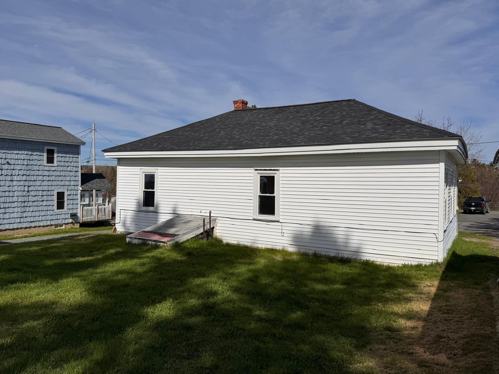 23 Pleasant Street Property Photo 11