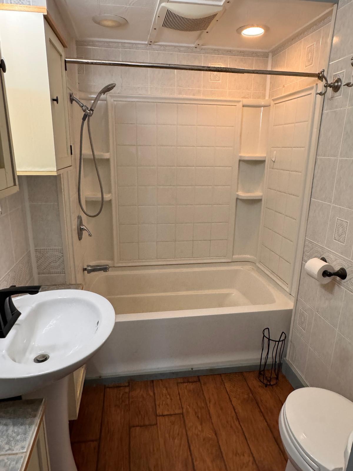23 Pleasant Street Property Photo 25