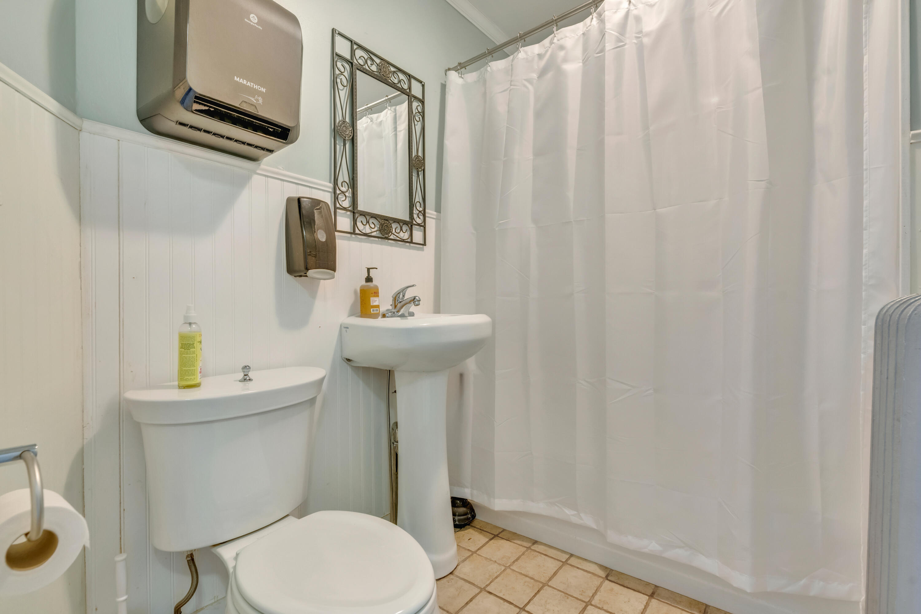 522 Washington Avenue Property Photo 5