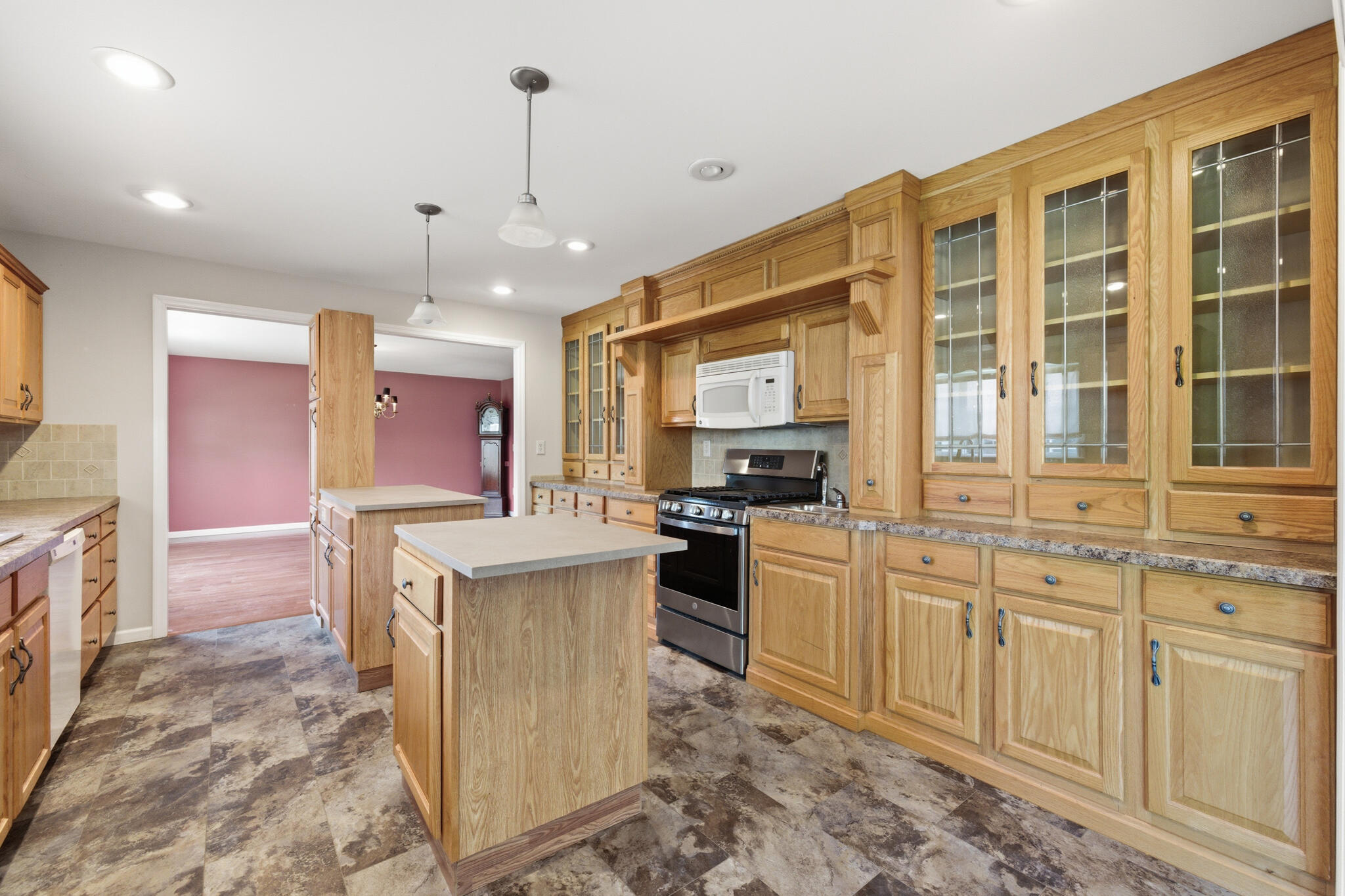 46 Caslyn Drive Property Photo 16