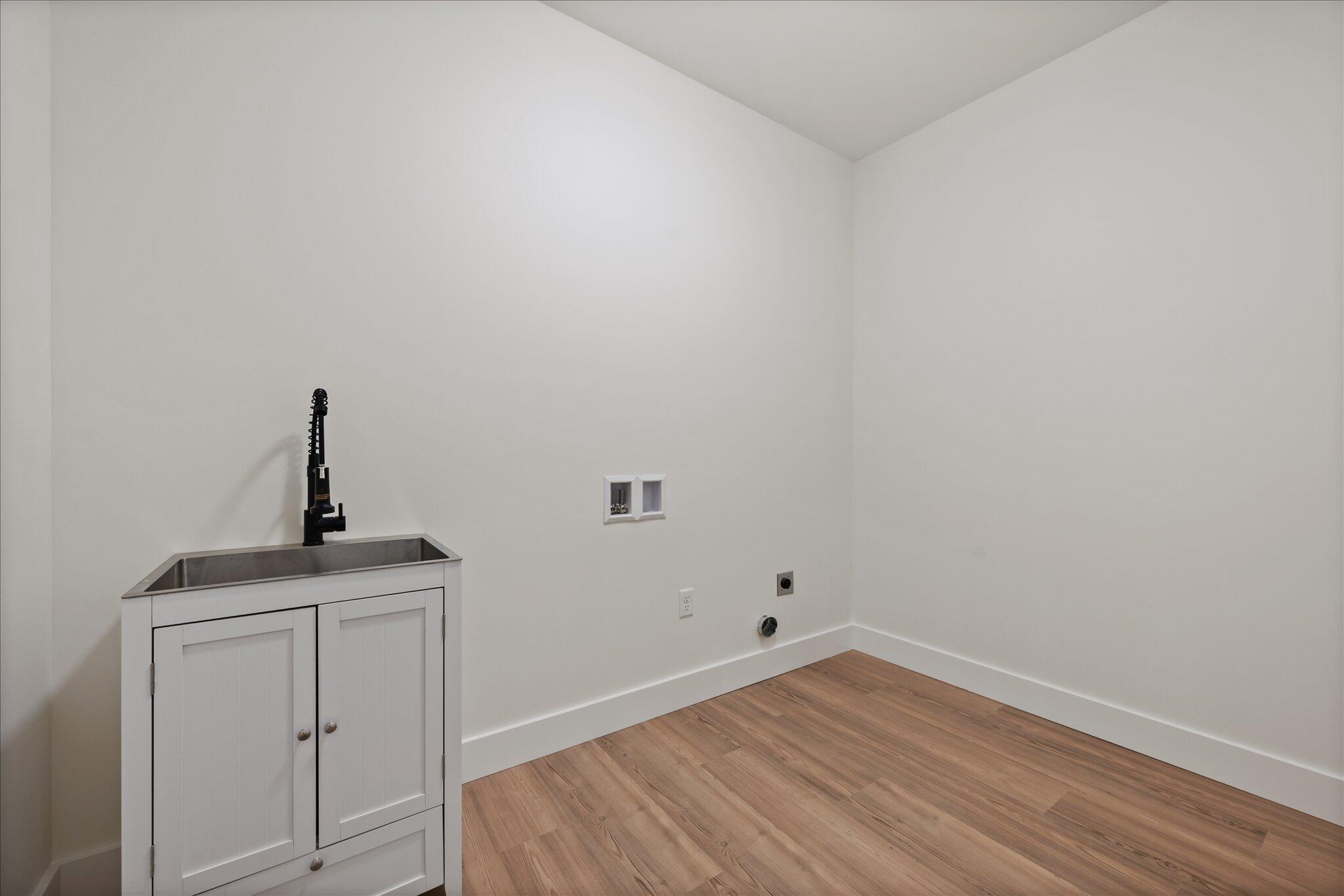 5 Allen Drive Property Photo 27