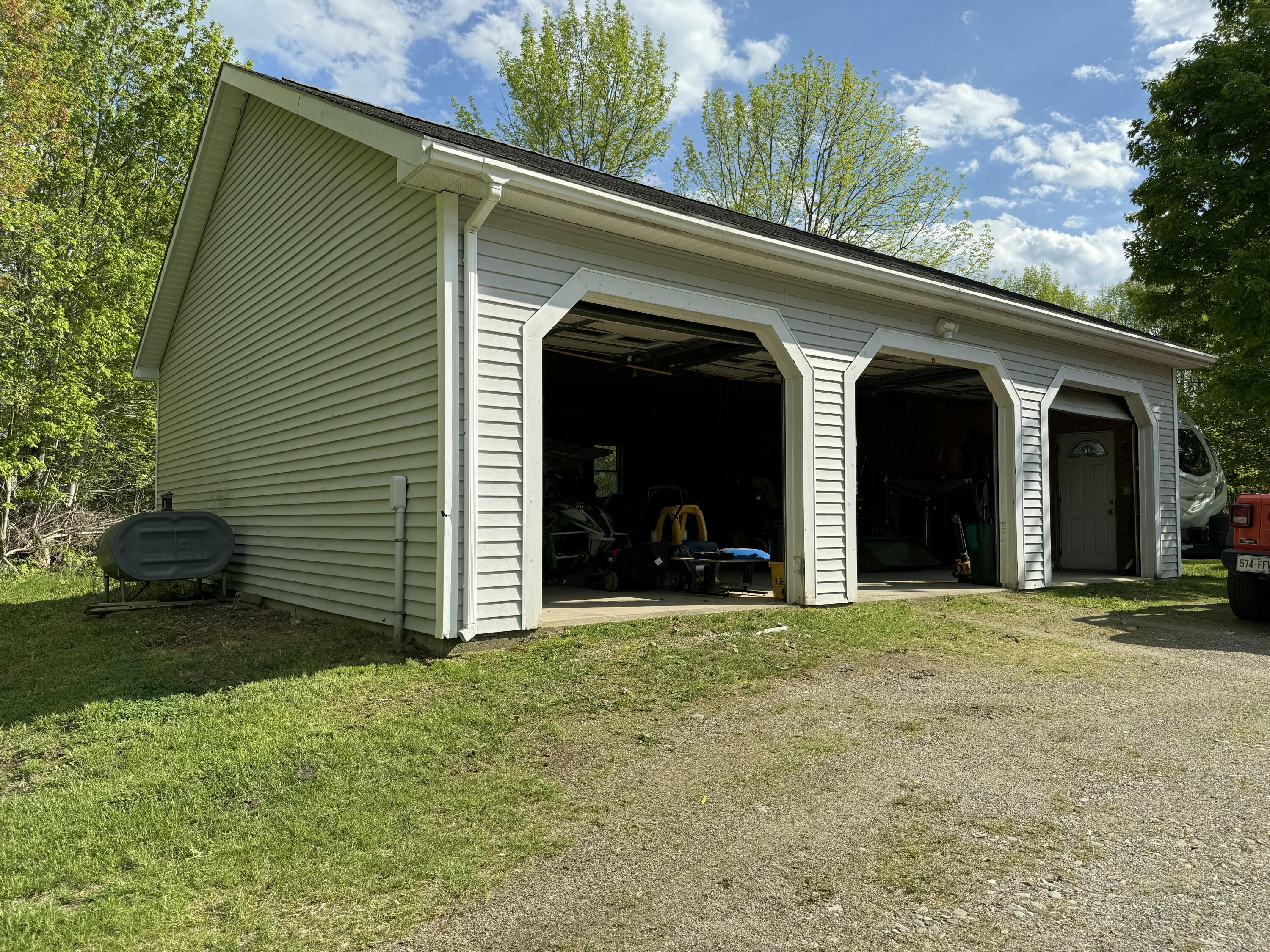 60 Chandler Road Property Photo 8