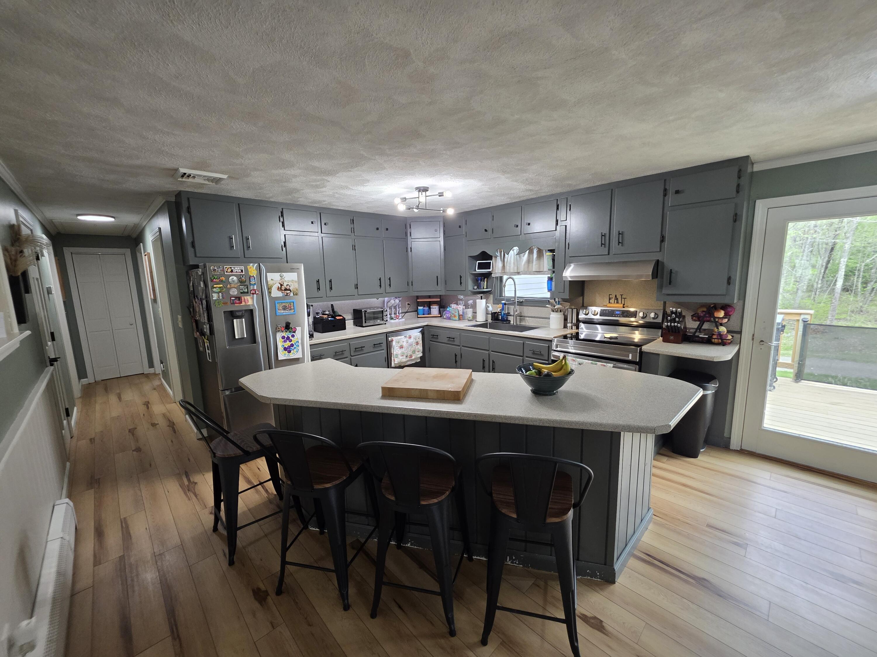 60 Chandler Road Property Photo 10