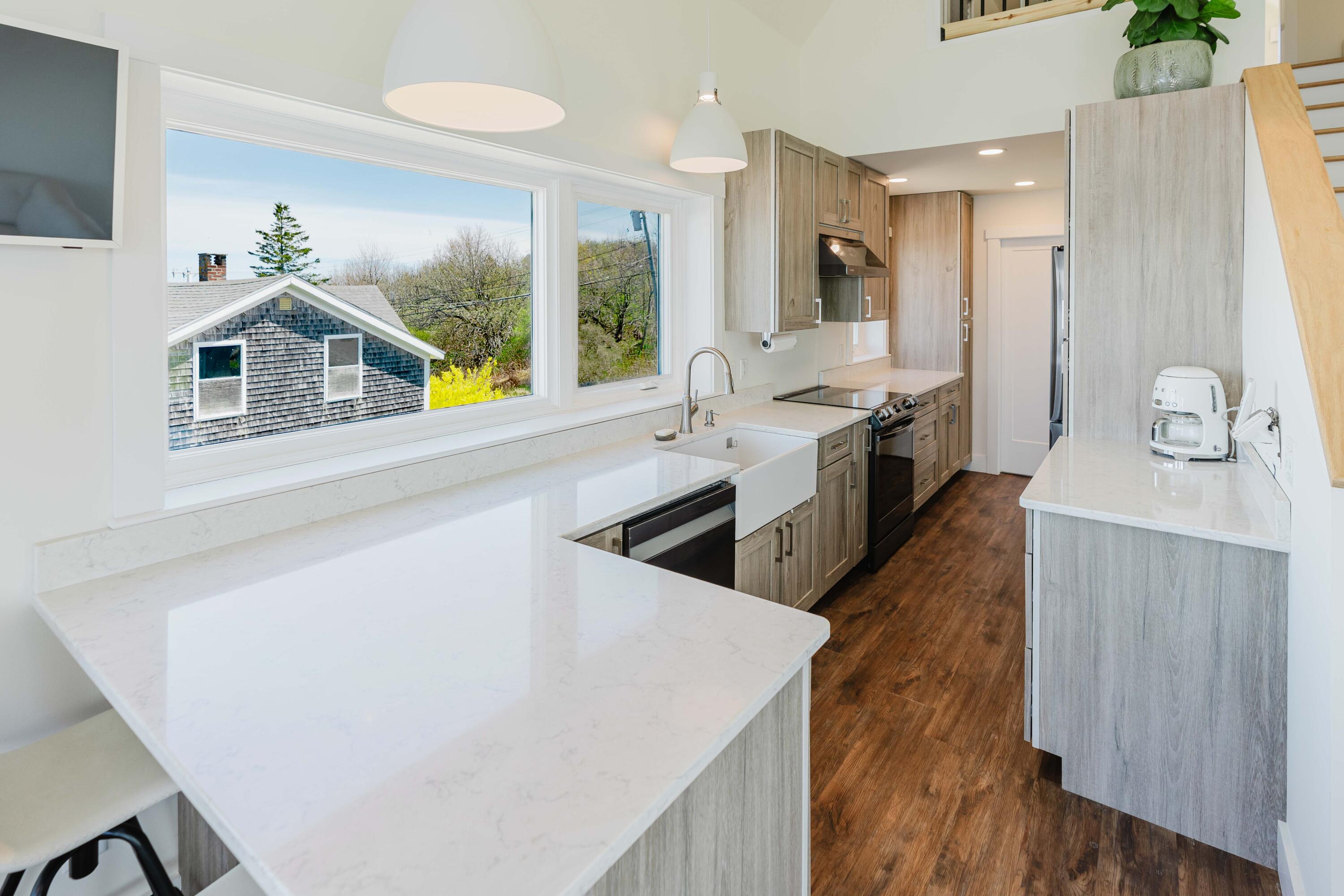 77 Johnson Street Property Photo 16