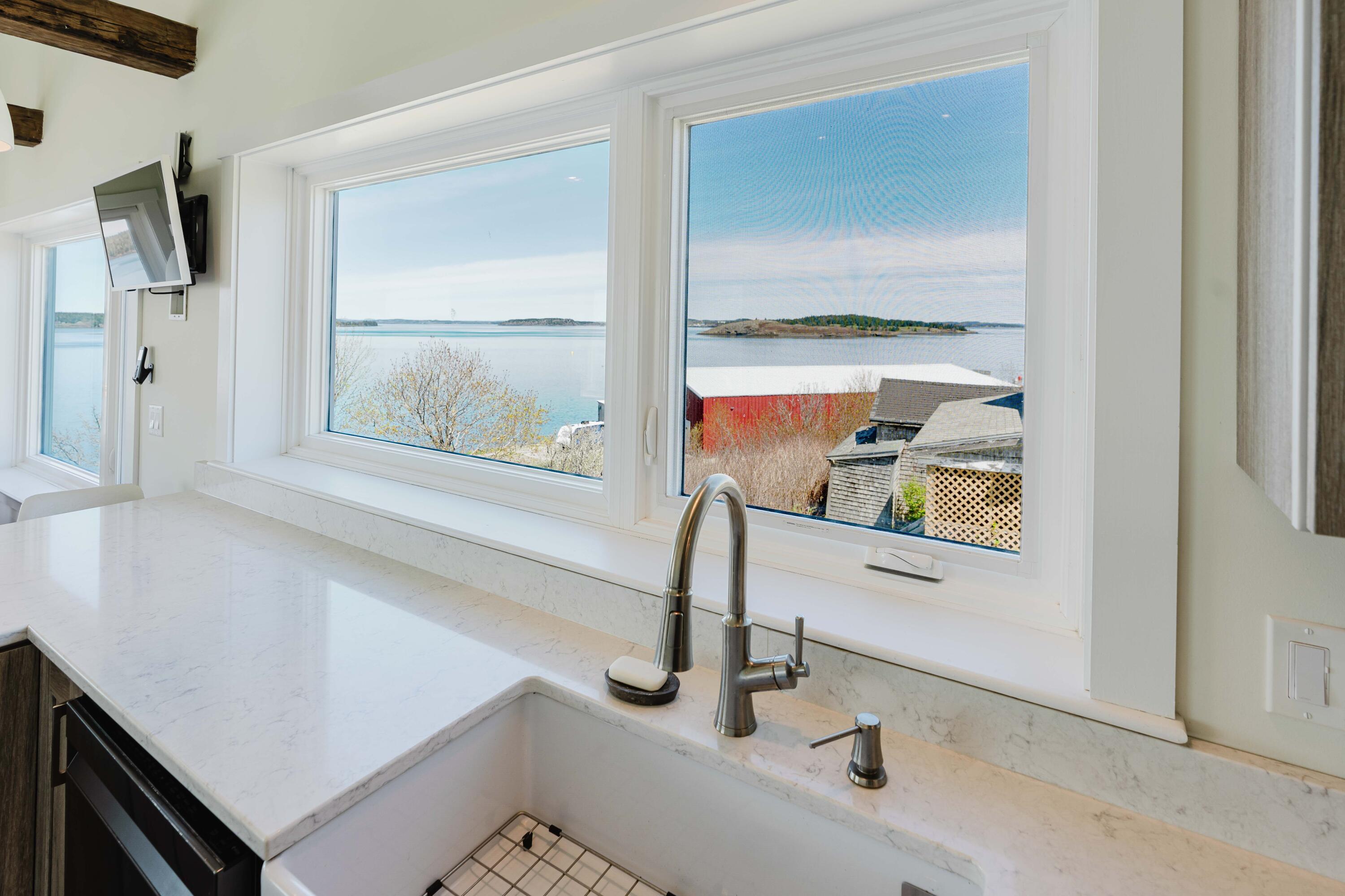 77 Johnson Street Property Photo 18