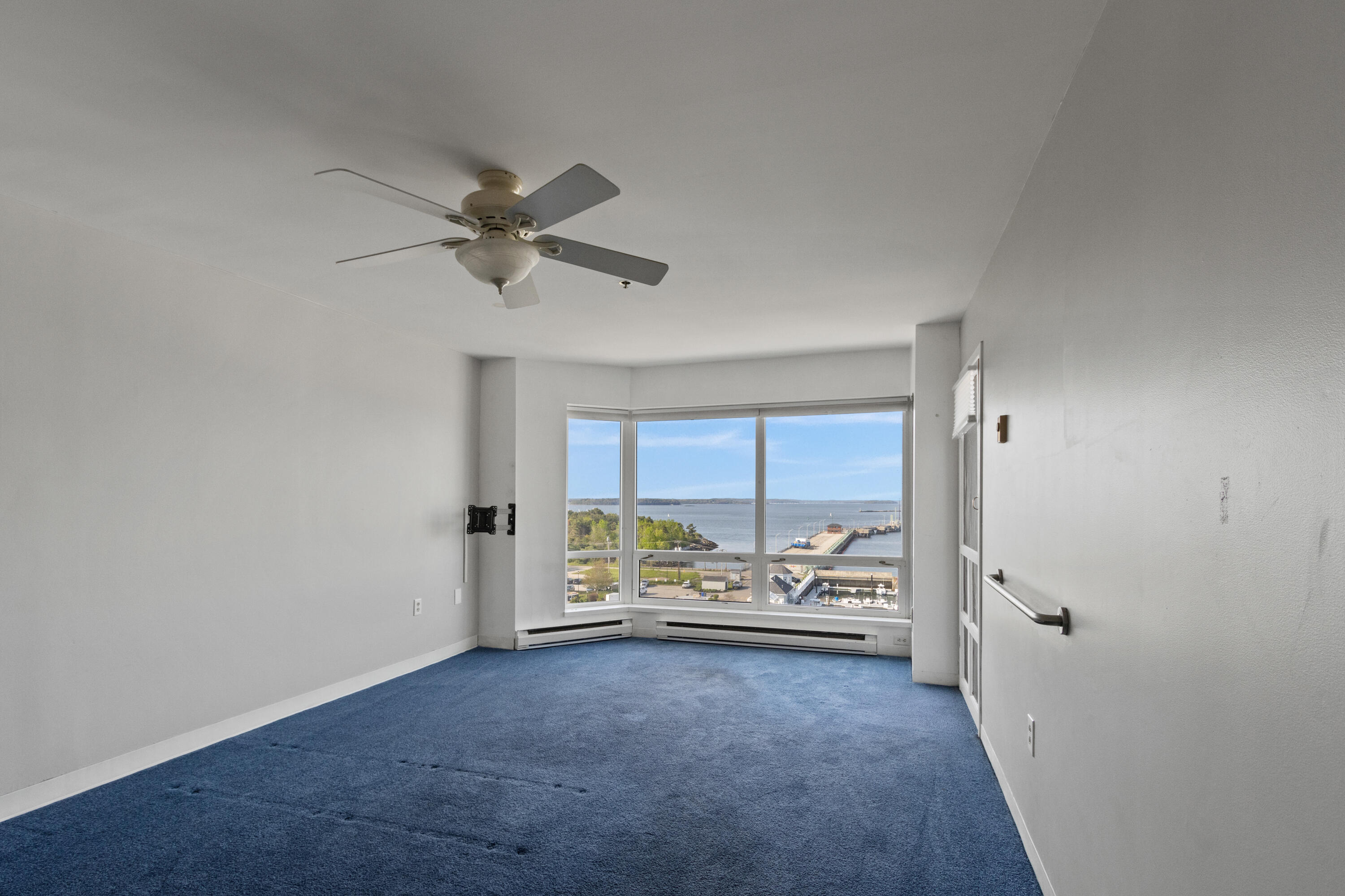 148 Breakwater Drive 807 Property Photo 43